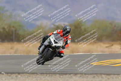 media/Sep-10-2022-SoCal Trackdays (Sat) [[a5bf35bb4a]]/Turn 6 (1140am)/